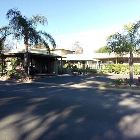 Lake Forbes Motel Dış mekan fotoğraf