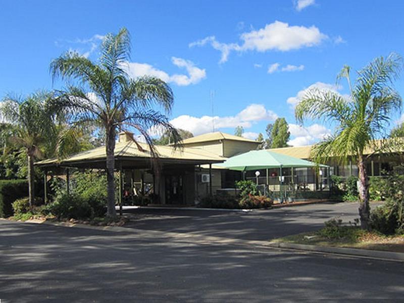 Lake Forbes Motel Dış mekan fotoğraf